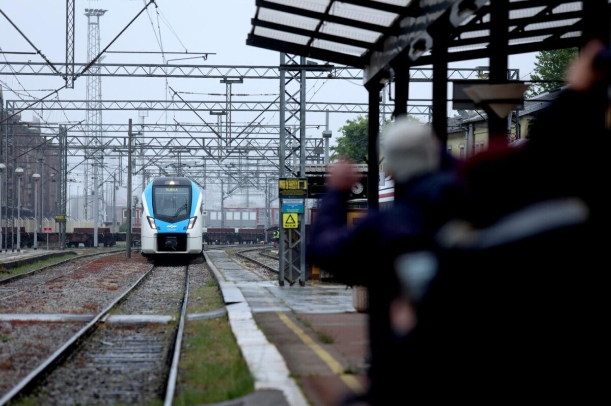Predstavljena nova izravna željeznička putnička linija između Trsta (Villa Opicina) i Rijeke