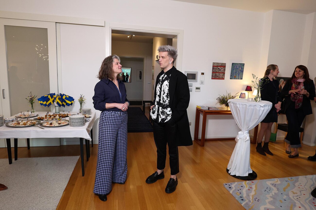 Zagreb: Anna Boda, veleposlanica Kraljevine Švedske, organizirala je mali događaj za ispraćaj Baby Lasagne u Švedsku Zagreb: Anna Boda, veleposlanica Kraljevine Švedske, organizirala je mali događaj za ispraćaj Baby Lasagne u Švedsku