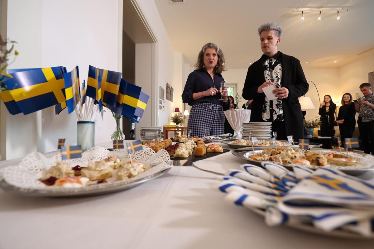 Zagreb: Anna Boda, veleposlanica Kraljevine Švedske, organizirala je mali događaj za ispraćaj Baby Lasagne u Švedsku