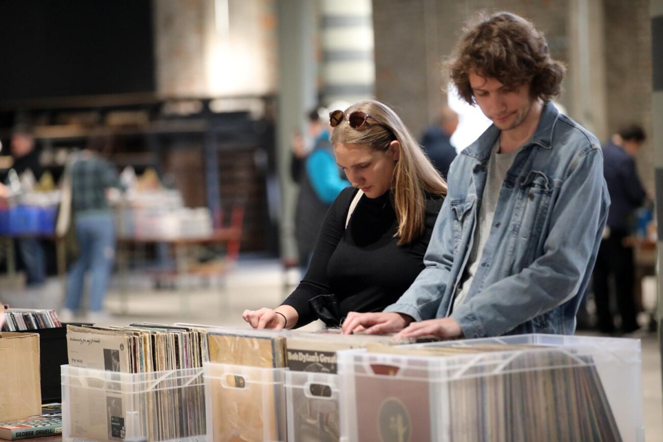 Rijeka: Sajam ploča i buvljak u Exportdrvu Rijeka: Sajam ploča i buvljak u Exportdrvu