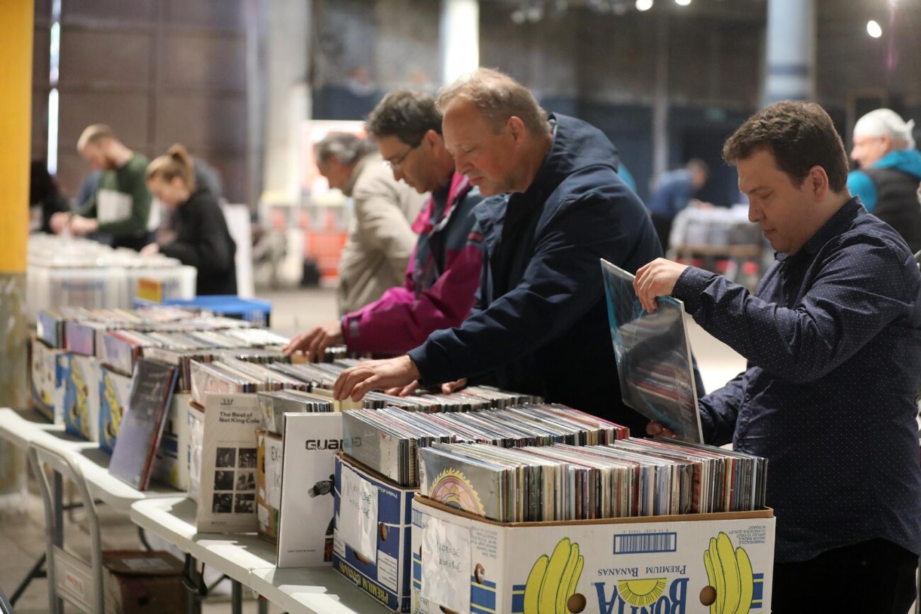 Rijeka: Sajam ploča i buvljak u Exportdrvu Rijeka: Sajam ploča i buvljak u Exportdrvu