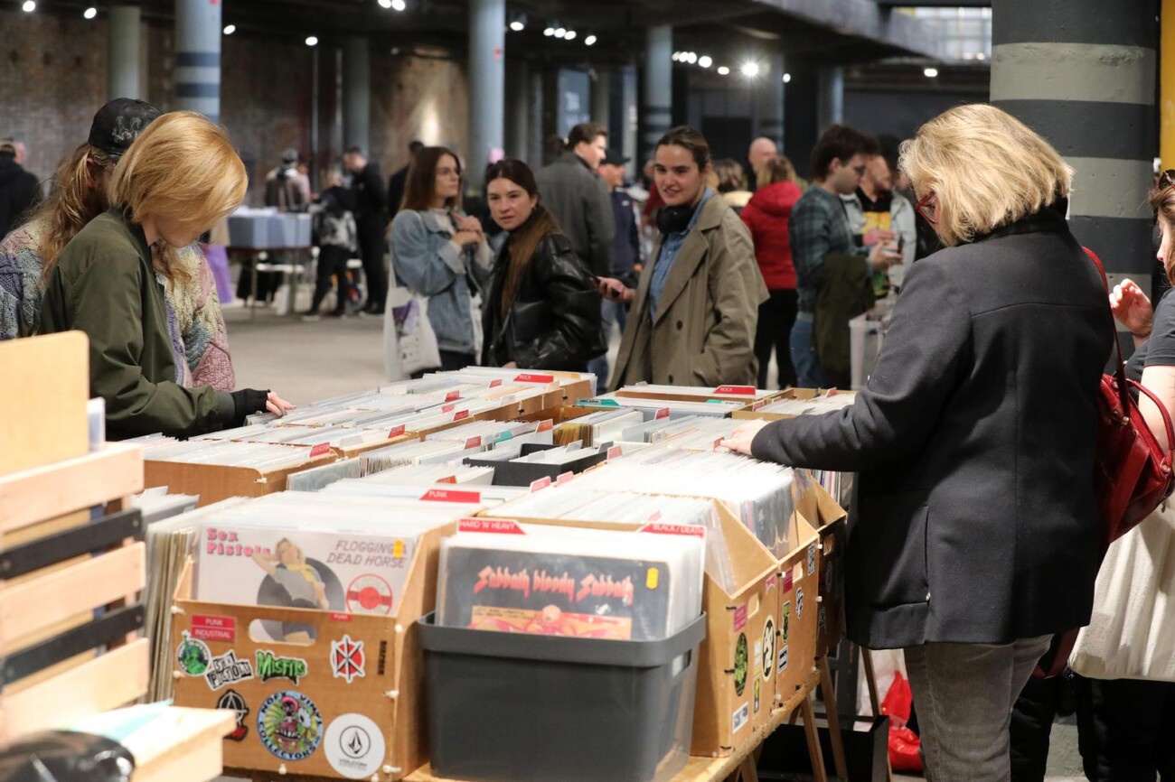 Rijeka: Sajam ploča i buvljak u Exportdrvu Rijeka: Sajam ploča i buvljak u Exportdrvu