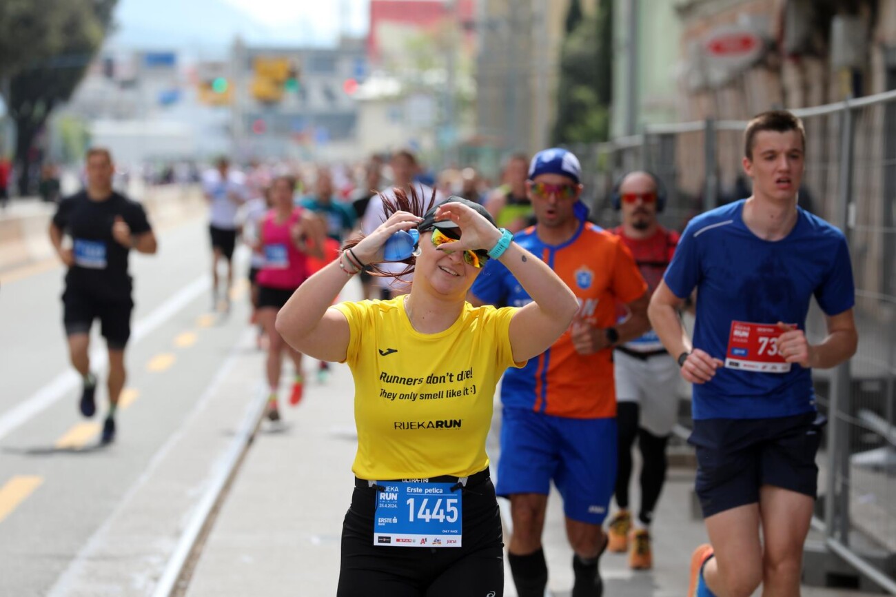 Rijeka: Uli?na utrka Homo si te? Rijeka: Uli?na utrka Homo si te?