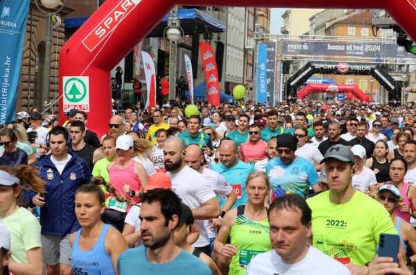 Rijeka: Uli?na utrka Homo si te? Rijeka: Uli?na utrka Homo si te?