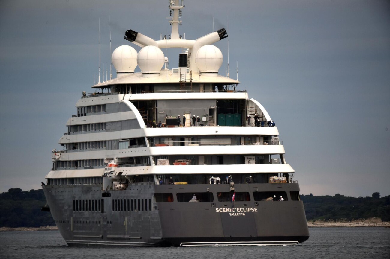 Pula: Iz brodogradilišta Uljanik na probnu vožnju isplovio polarni kruzer Scenic Eclipse Pula: Iz brodogradilišta Uljanik na probnu vožnju isplovio polarni kruzer Scenic Eclipse