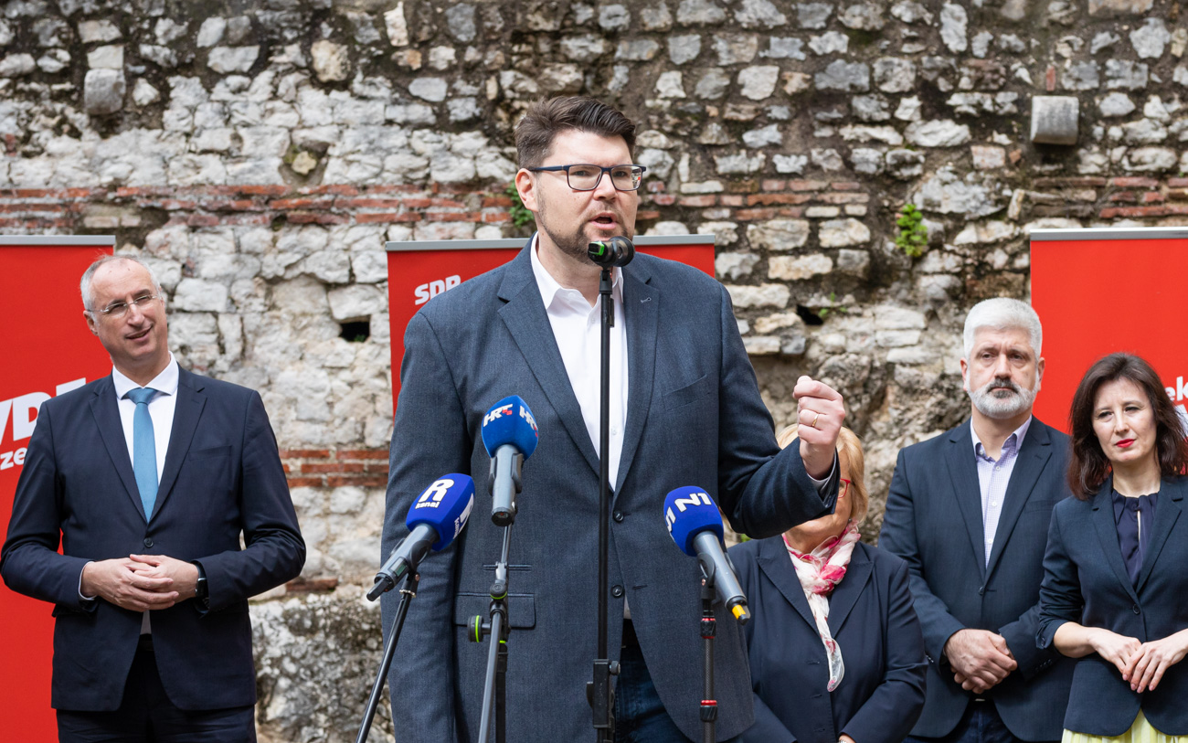 Predstavljanje kandidata koalicije Rijeke pravde Peđa Grbin-6