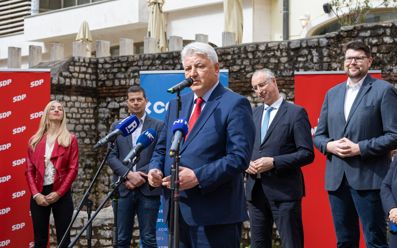 Predstavljanje kandidata koalicije Rijeke pravde Zlatko Komadina-19