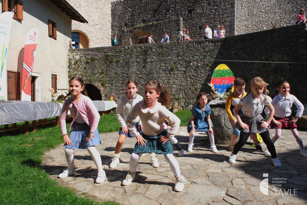 frankopanski uskrs u kasteli grobnik cavle (3) frankopanski uskrs u kasteli grobnik cavle (3)