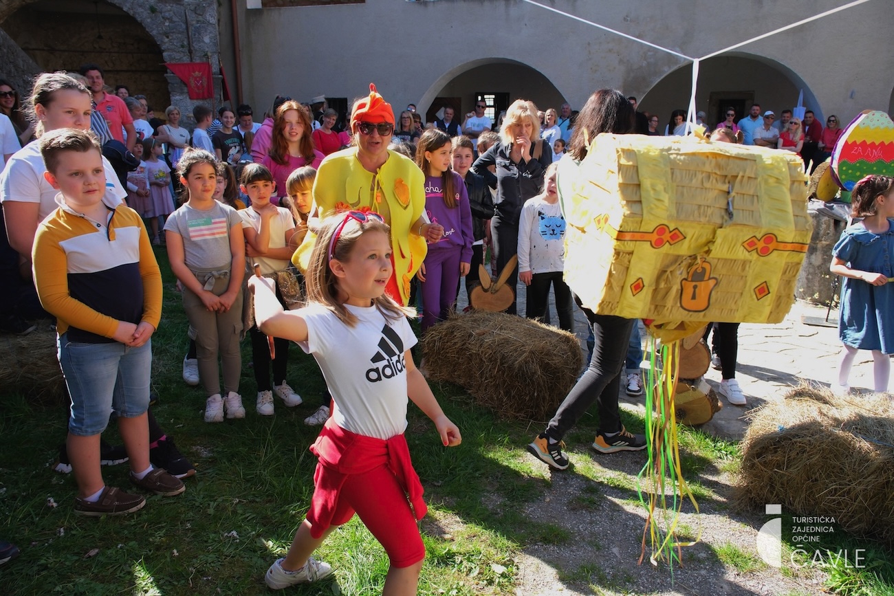 frankopanski uskrs u kasteli grobnik cavle (4) frankopanski uskrs u kasteli grobnik cavle (4)