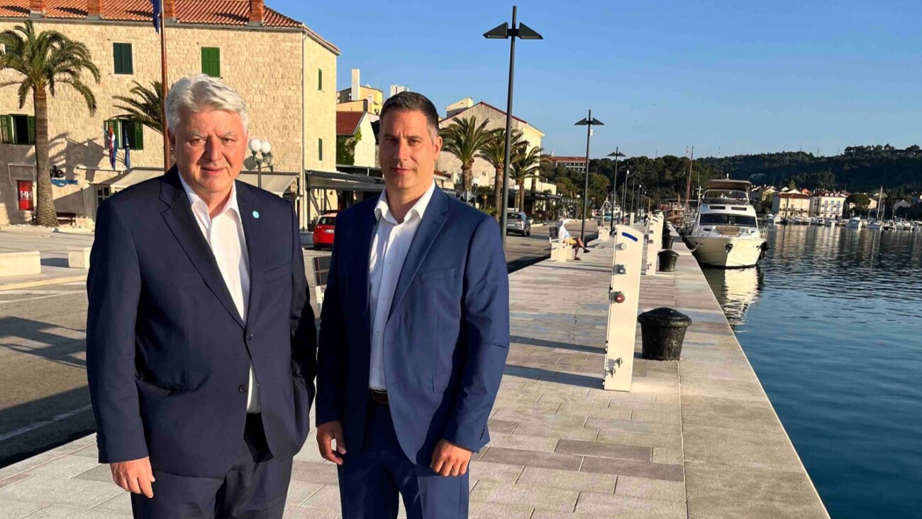 rab riva zlu komadina pgz (1) rab riva zlu komadina pgz (1)