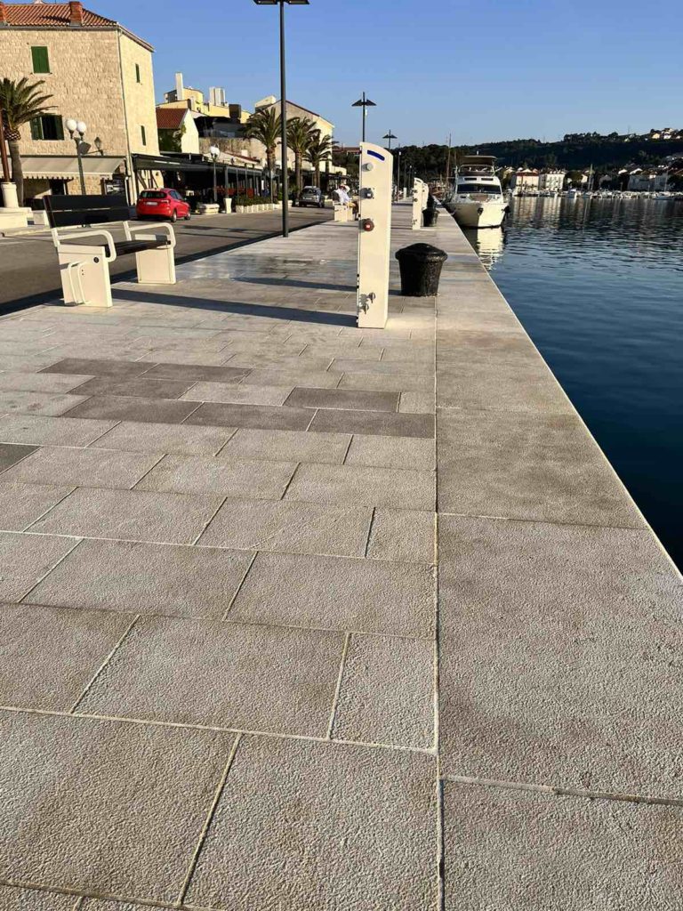 rab riva zlu komadina pgz (8) rab riva zlu komadina pgz (8)