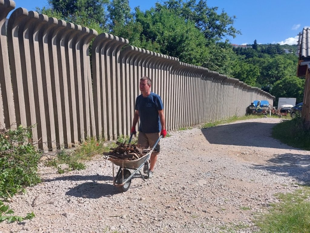 20240518_095115_resized_1-1024×768 20240518_095115_resized_1-1024×768