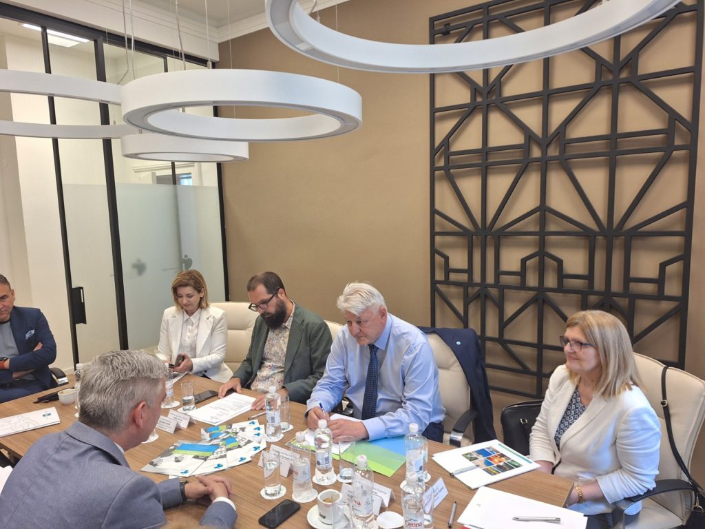 IMG-7430186b928b85bcffca02d2fcdf2c97-V-1024×768 IMG-7430186b928b85bcffca02d2fcdf2c97-V-1024×768