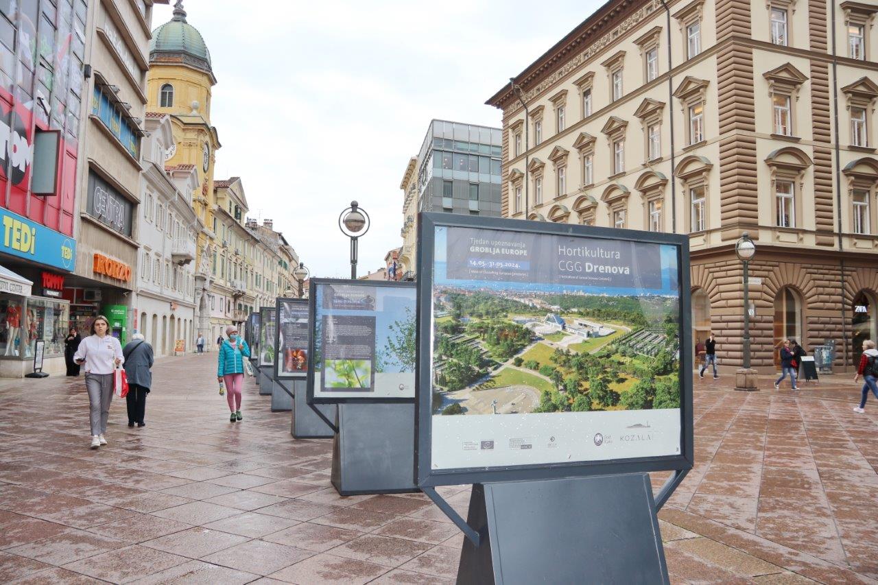 Izložba-na-postamentima-povodom-obilježavanja-Tjedna-upoznavanja-groblja-Europež-1 Izložba-na-postamentima-povodom-obilježavanja-Tjedna-upoznavanja-groblja-Europež-1