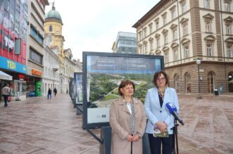 Izložba-na-postamentima-povodom-obilježavanja-Tjedna-upoznavanja-groblja-Europež-4