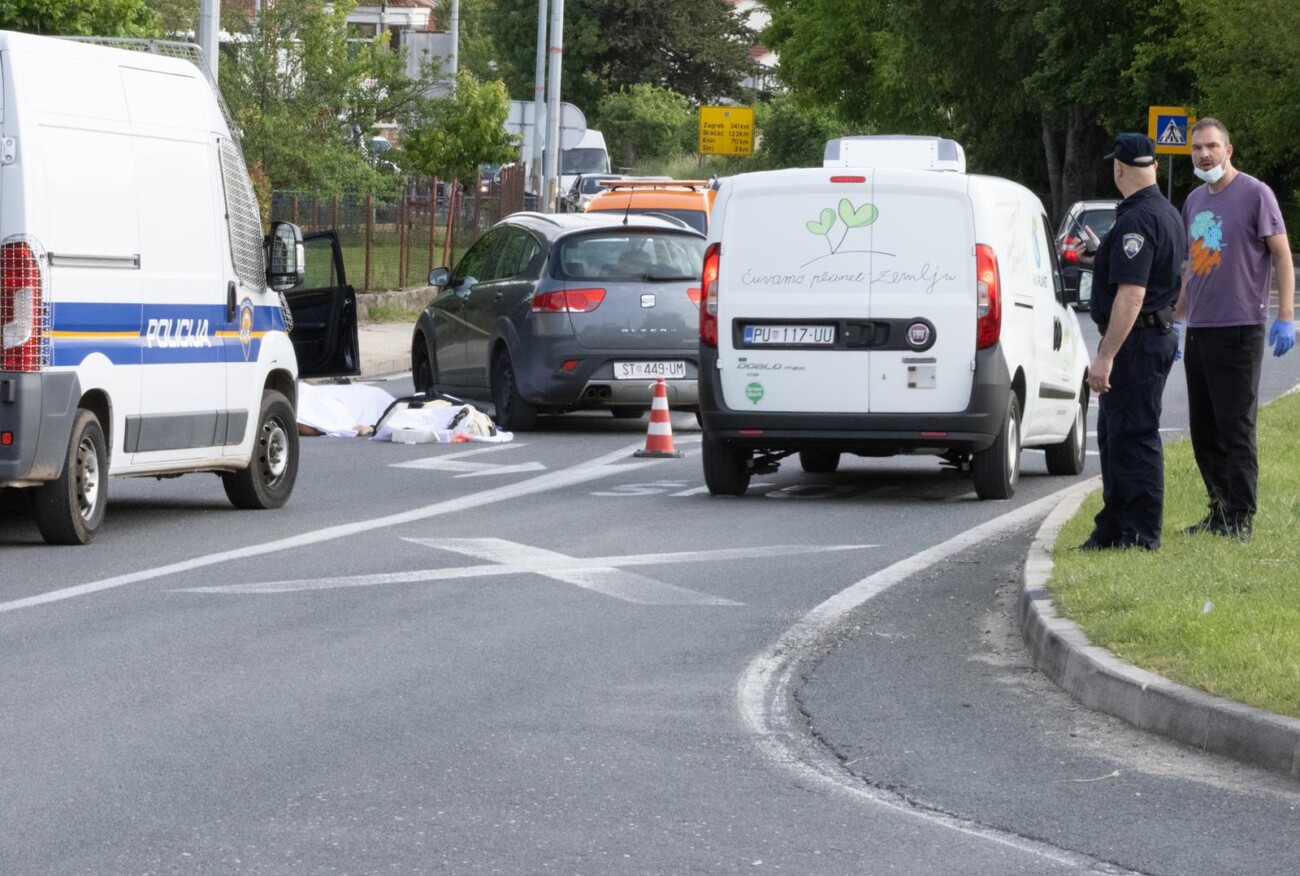 U prometnoj nesreći kod Sinja poginule četiri osobe U prometnoj nesreći kod Sinja poginule četiri osobe