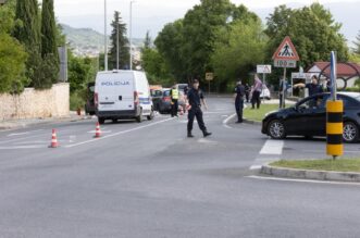 U prometnoj nesreći kod Sinja poginule četiri osobe