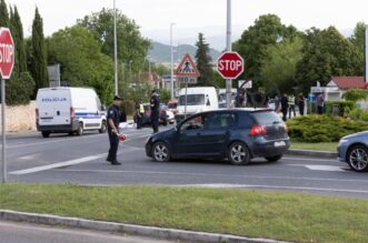 U prometnoj nesreći kod Sinja poginule četiri osobe