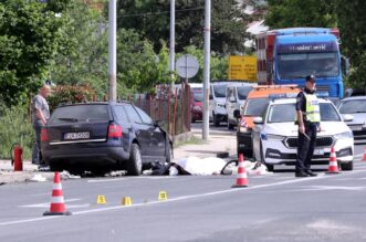 U prometnoj nesreći kod Sinja poginule četiri osobe