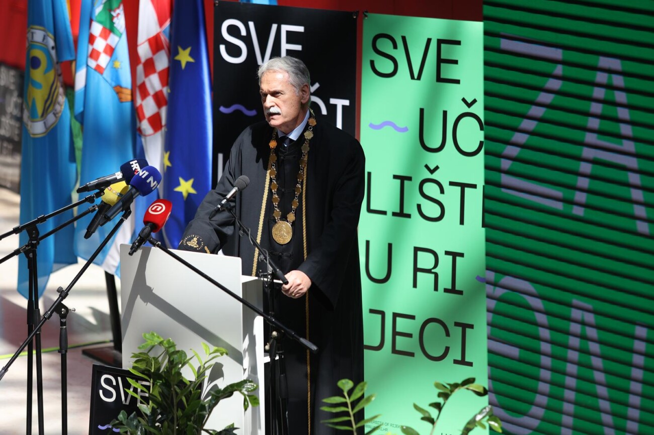 Predsjednik Zoran Milanović sudjelovao je na svečanoj sjednici Senata povodom Dana Sveučilišta u Rijeci – Dies Academicus