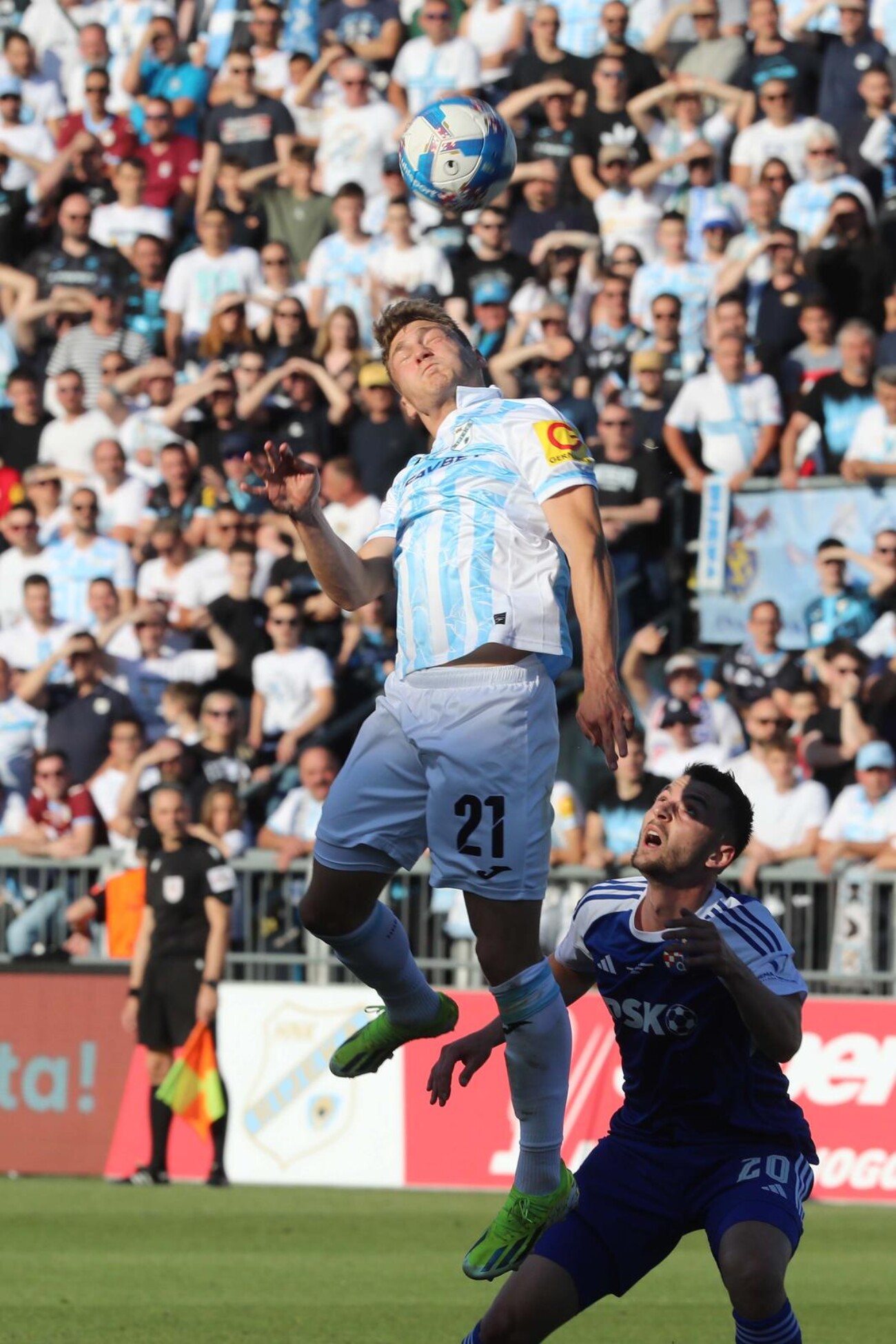 Rijeka: Susret Rijeke i Dinama u drugoj utakmici finala SuperSport Hrvatskog nogometnog kupa Rijeka: Susret Rijeke i Dinama u drugoj utakmici finala SuperSport Hrvatskog nogometnog kupa