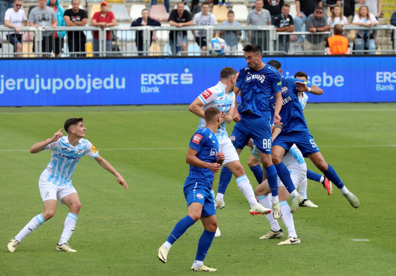 Rijeka i Slaven Belupo sastali se u 36. kolu SuperSport HNL-a Rijeka i Slaven Belupo sastali se u 36. kolu SuperSport HNL-a