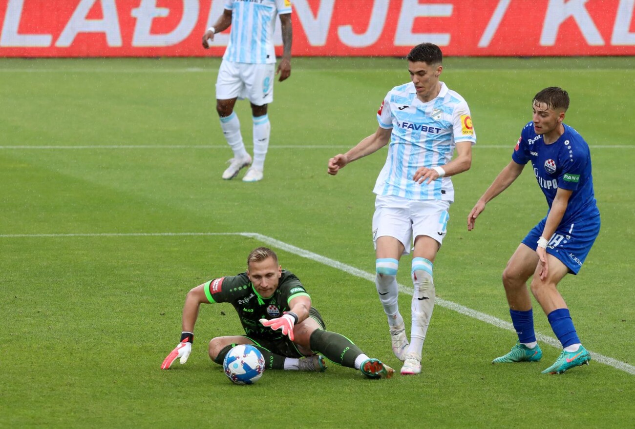 Rijeka i Slaven Belupo sastali se u 36. kolu SuperSport HNL-a Rijeka i Slaven Belupo sastali se u 36. kolu SuperSport HNL-a