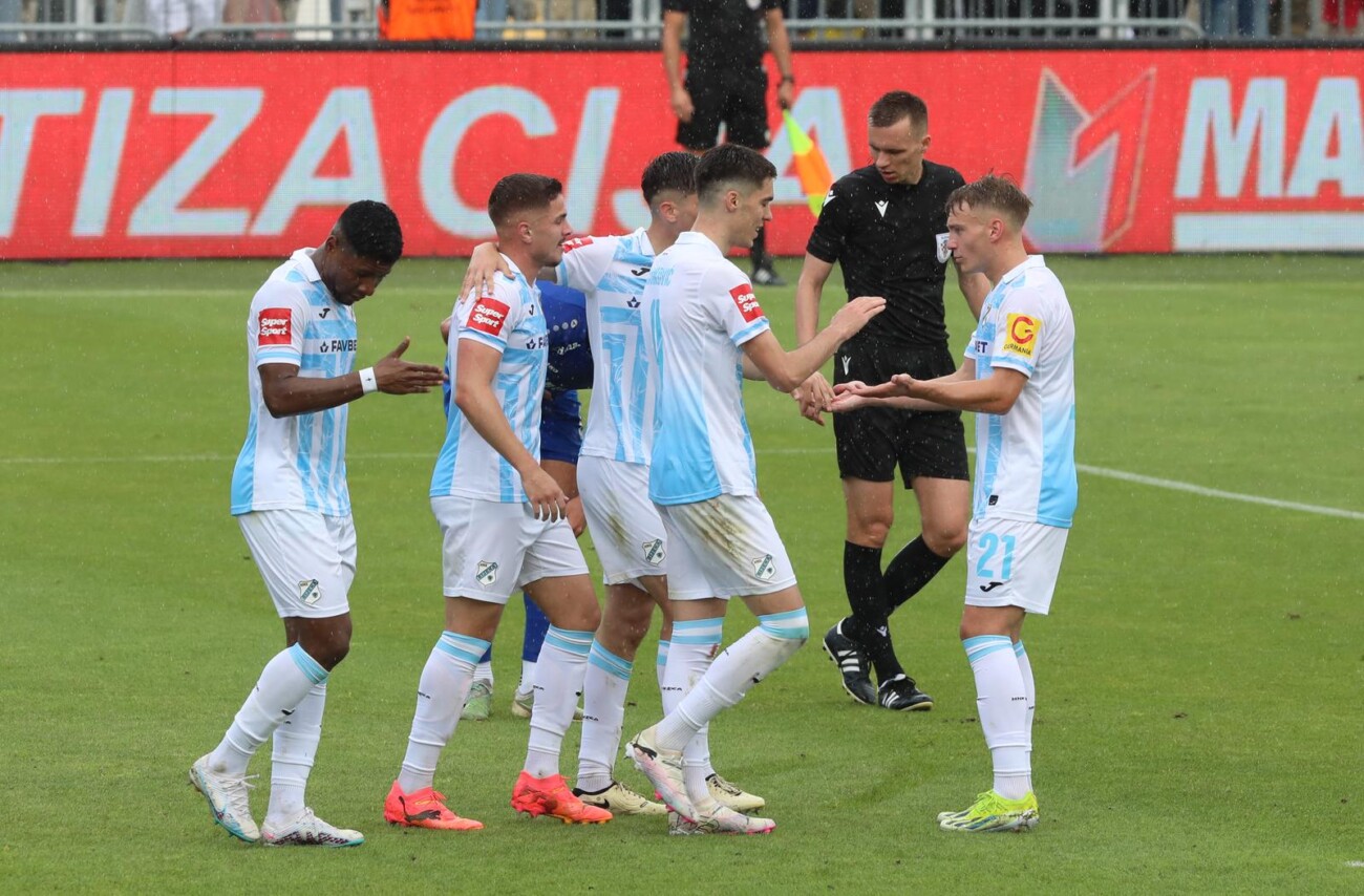 Rijeka i Slaven Belupo sastali se u 36. kolu SuperSport HNL-a Rijeka i Slaven Belupo sastali se u 36. kolu SuperSport HNL-a