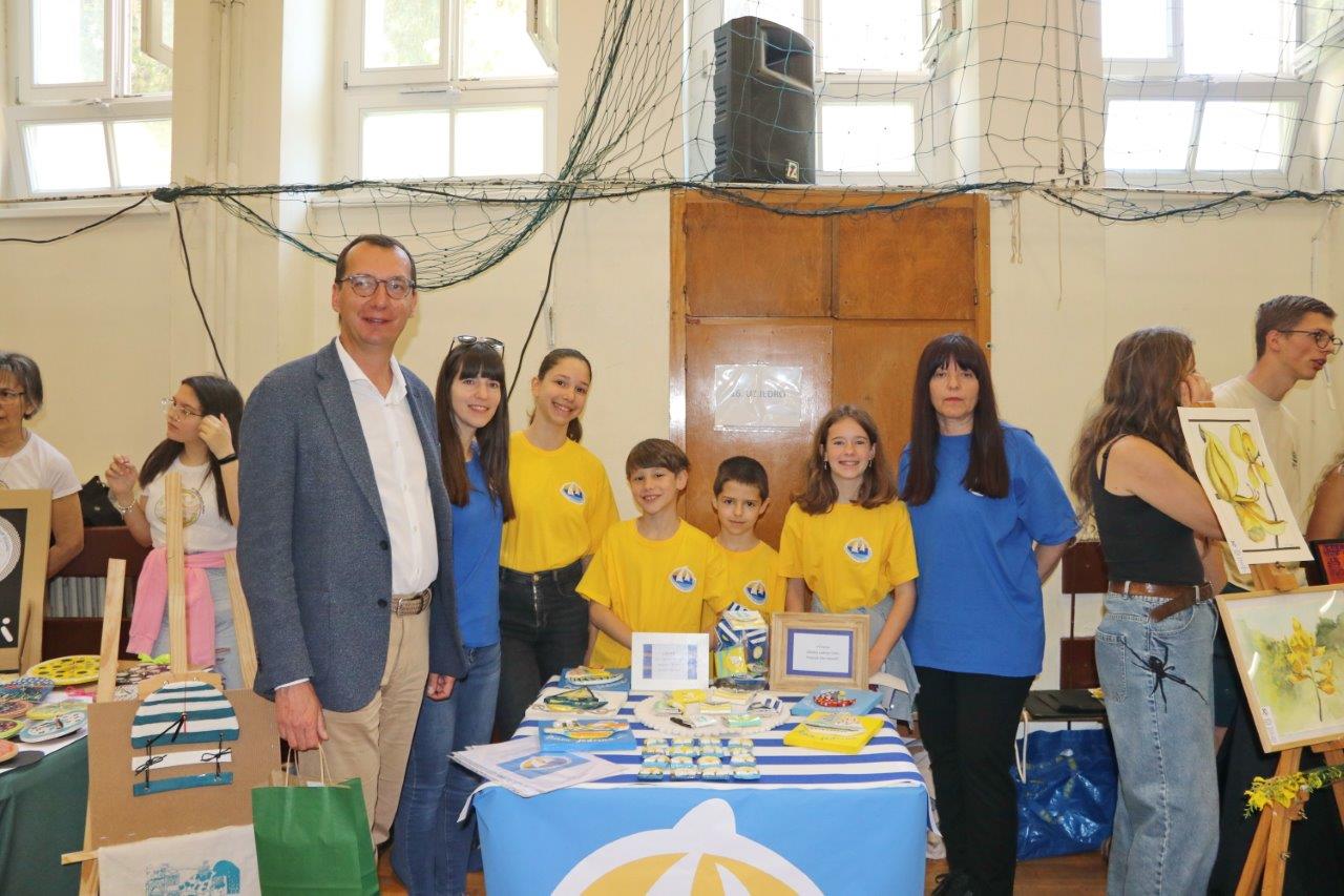 Team-work-days-16 Team-work-days-16