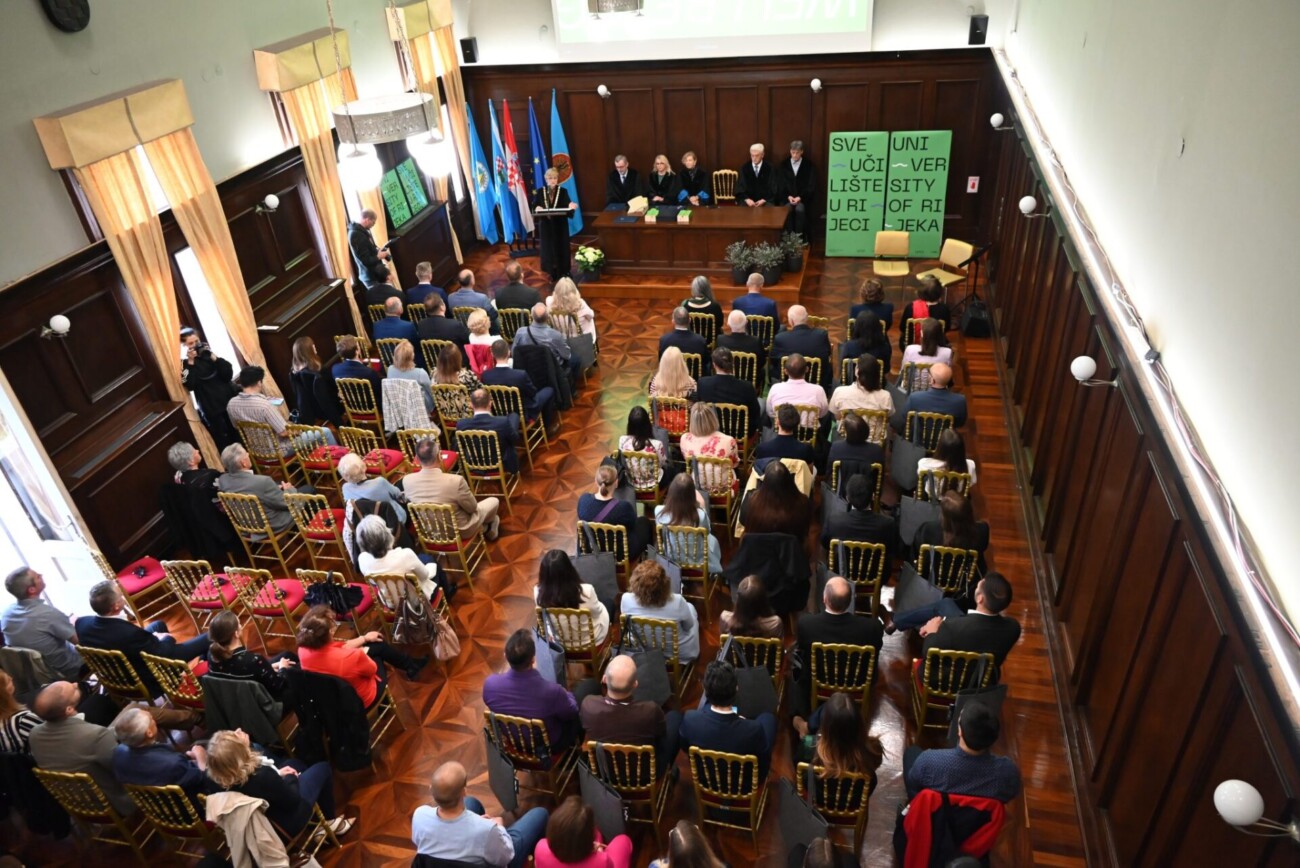 uniri priznanja (4) uniri priznanja (4)