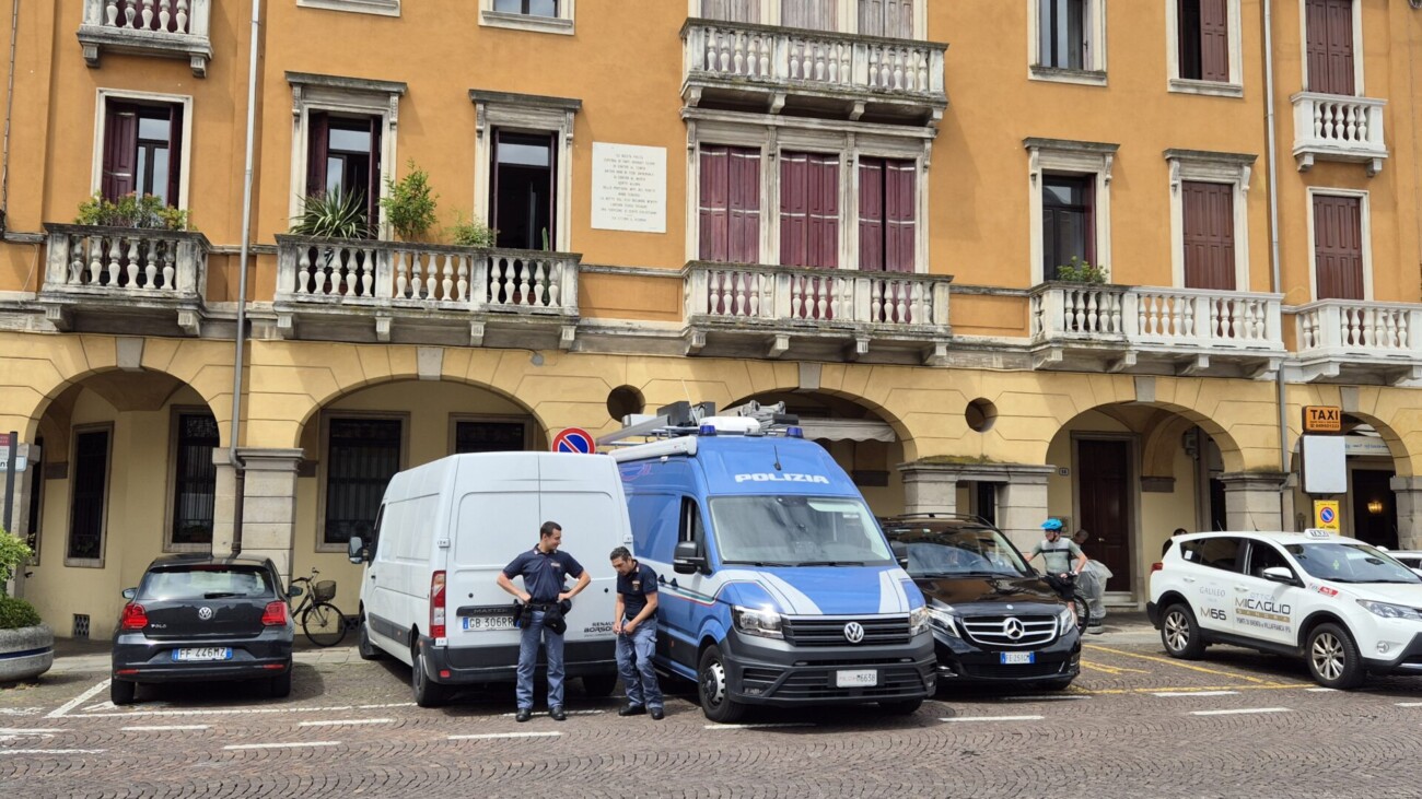 carabinieri policija padova carabinieri policija padova