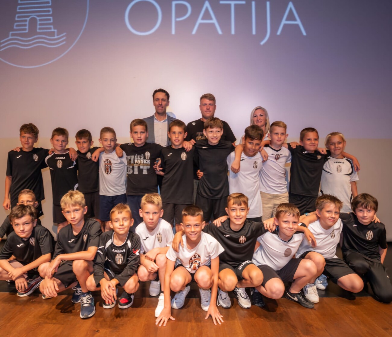 448627593_852618590105518_8987662238669674367_n 448627593_852618590105518_8987662238669674367_n