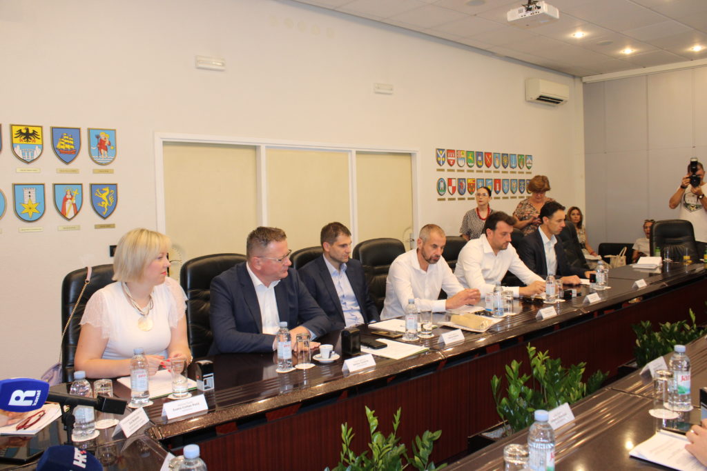 IMG_9855-1024×683 IMG_9855-1024×683