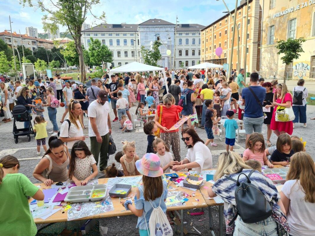 Otvorenje-Festivala-Tobogan-4-1067×800 Otvorenje-Festivala-Tobogan-4-1067×800