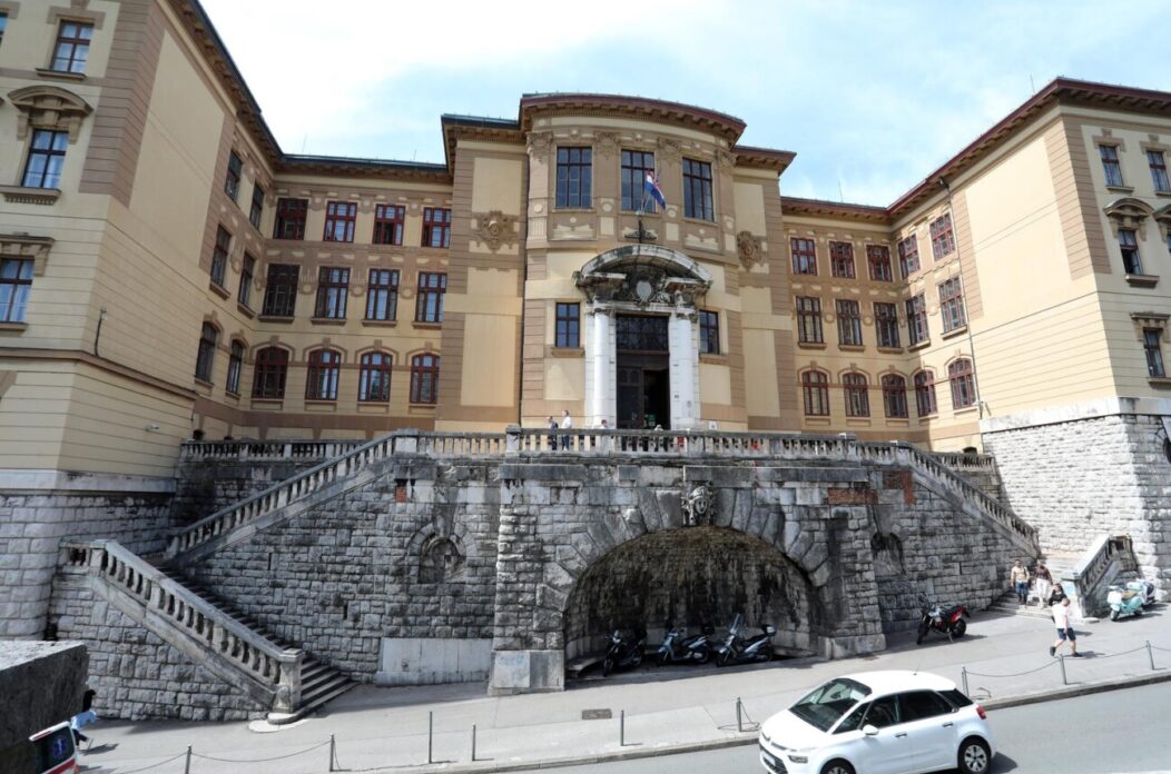 Rijeka: Zgrada upanijskog suda u Rijeci Rijeka: Zgrada upanijskog suda u Rijeci
