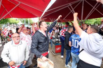 Berlin: Počelo navijačko ludilo pored Fan zone blizu Brandenburških vrata