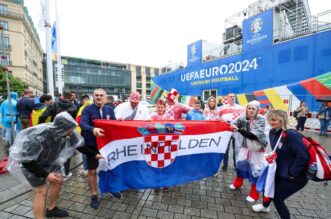 Berlin: Počelo navijačko ludilo pored Fan zone blizu Brandenburških vrata