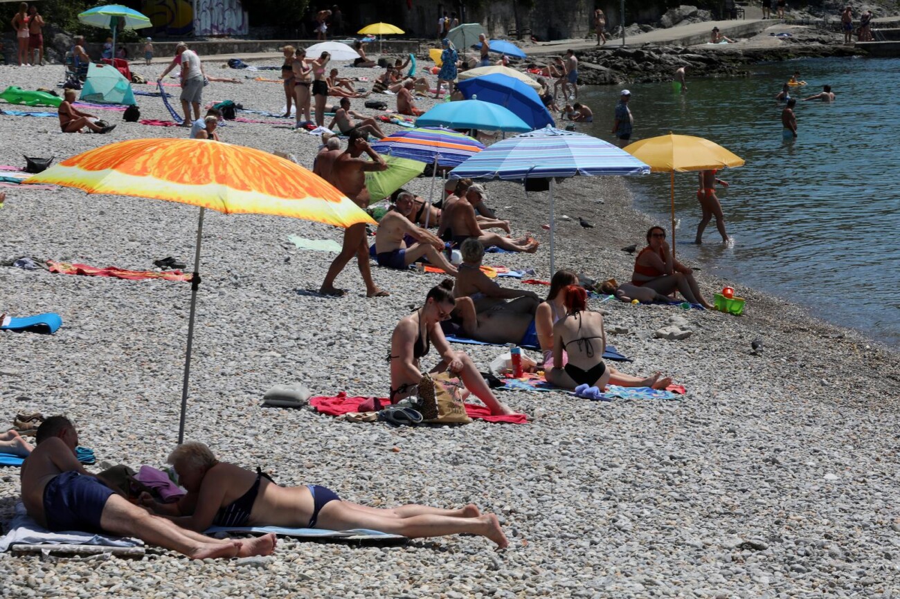 Rijeka: Gra?ani se na razne na?ine tite od topline