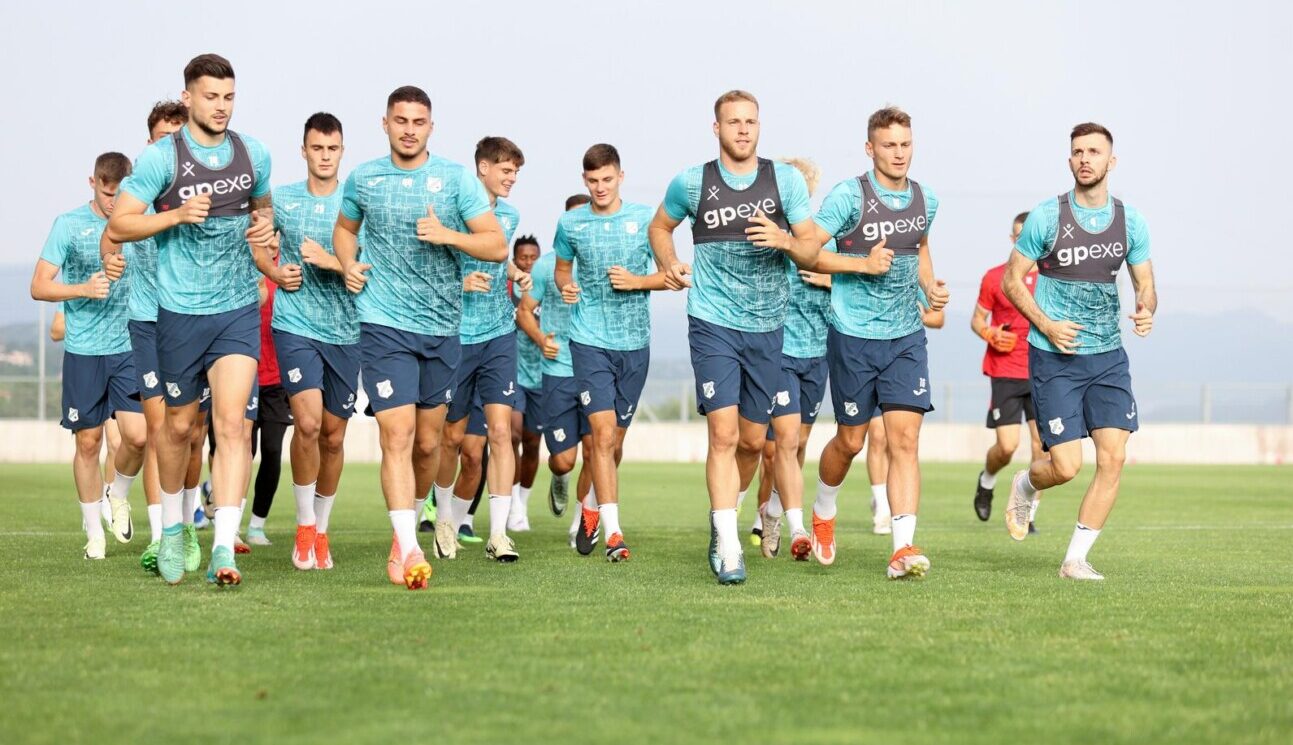 Nogometaši Rijeke počeli s pripremama za slijedeću sezonu Nogometaši Rijeke počeli s pripremama za slijedeću sezonu