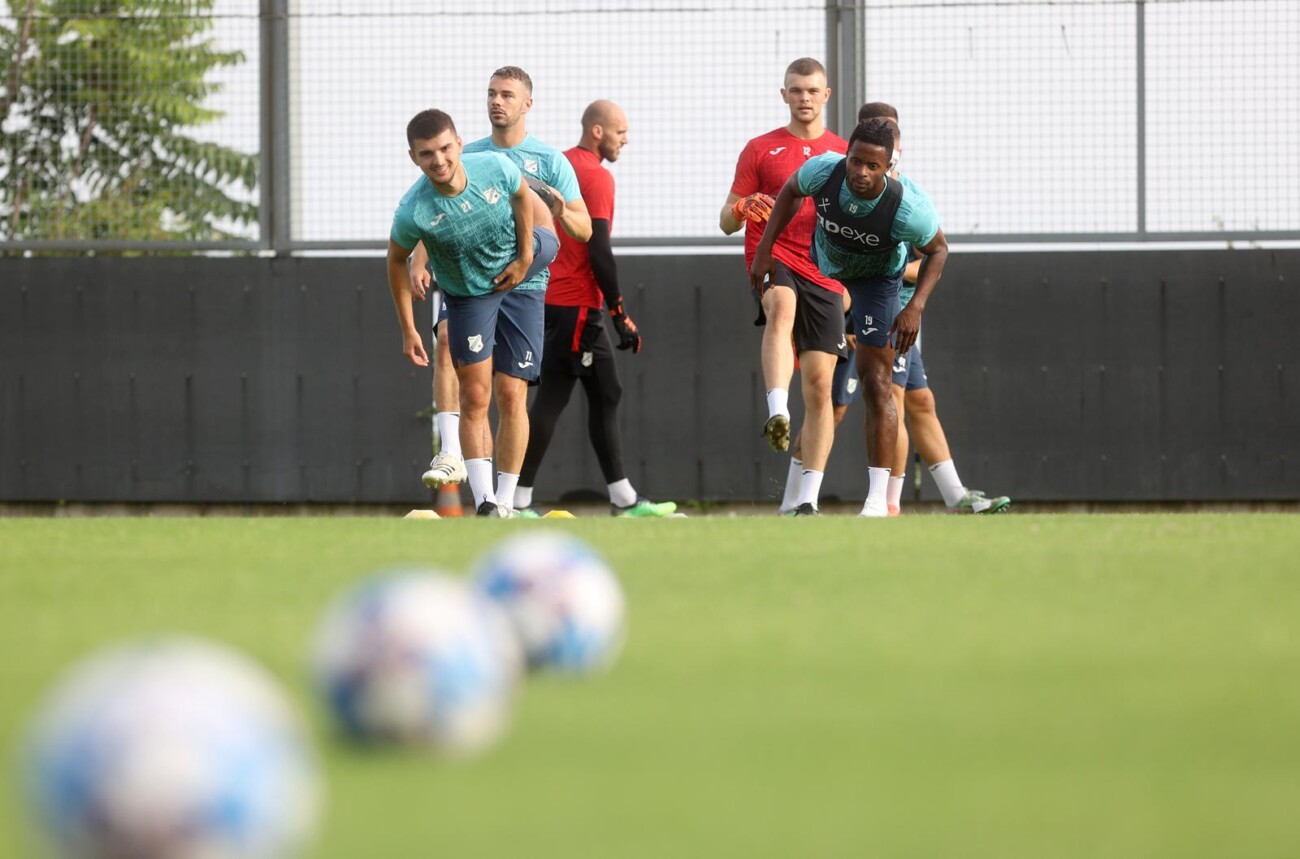 Nogometaši Rijeke počeli s pripremama za slijedeću sezonu Nogometaši Rijeke počeli s pripremama za slijedeću sezonu