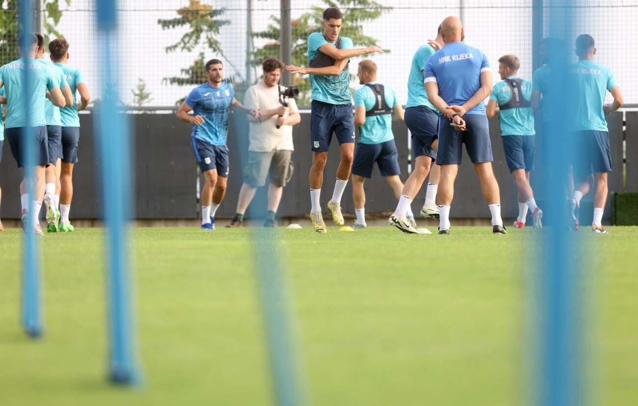 Nogometaši Rijeke počeli s pripremama za slijedeću sezonu Nogometaši Rijeke počeli s pripremama za slijedeću sezonu