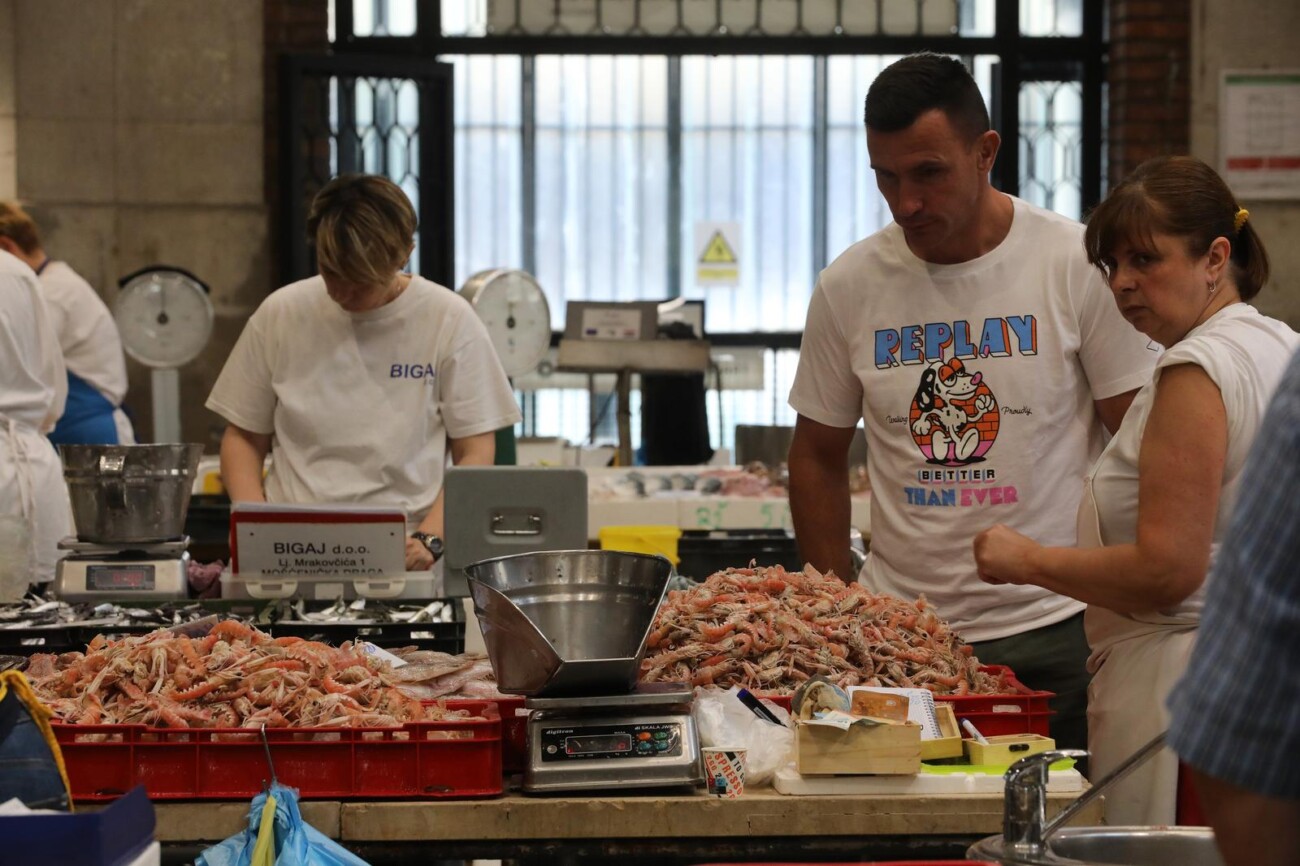 Rijeka: Bogata ponuda ribe na riječkoj ribarnici