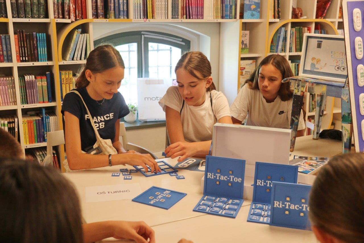 Predstavljanje-aktivnosti-programa-Moja-Rijeka-i-Građanski-odgoj-i-obrazovanje-15 Predstavljanje-aktivnosti-programa-Moja-Rijeka-i-Građanski-odgoj-i-obrazovanje-15