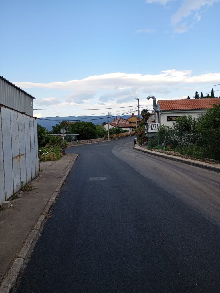 Radovi-na-asfaltiranju-prometnica-na-Gornjem-Zametu-2 Radovi-na-asfaltiranju-prometnica-na-Gornjem-Zametu-2