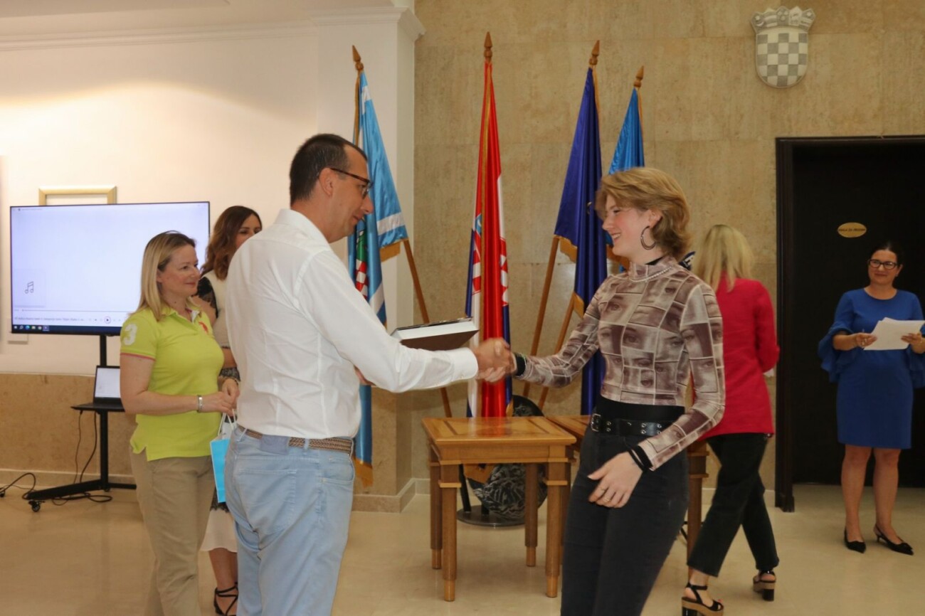 rijeka grad prijem ucenici (4) rijeka grad prijem ucenici (4)