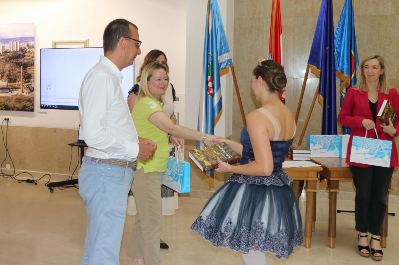 rijeka grad prijem ucenici (5) rijeka grad prijem ucenici (5)