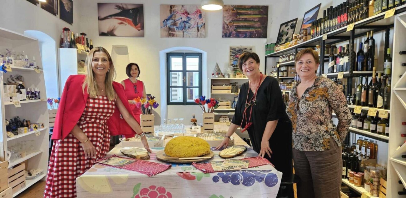 453116564_495950282986394_4342702527147760212_n-e1722340110844 (2) 453116564_495950282986394_4342702527147760212_n-e1722340110844 (2)