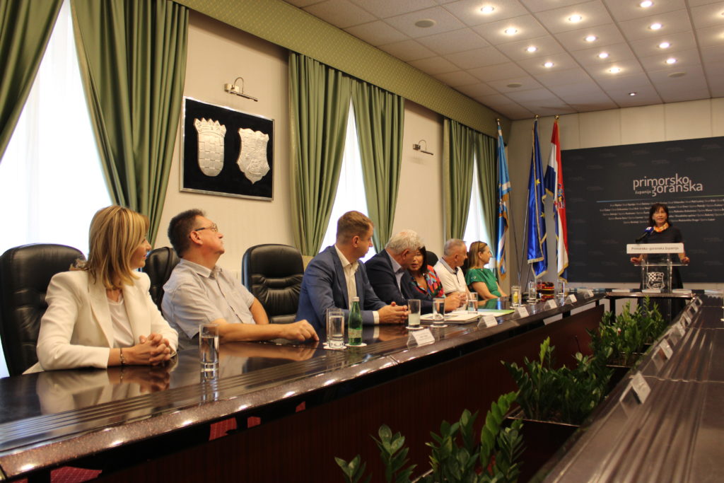 IMG_0025-1024×683 IMG_0025-1024×683