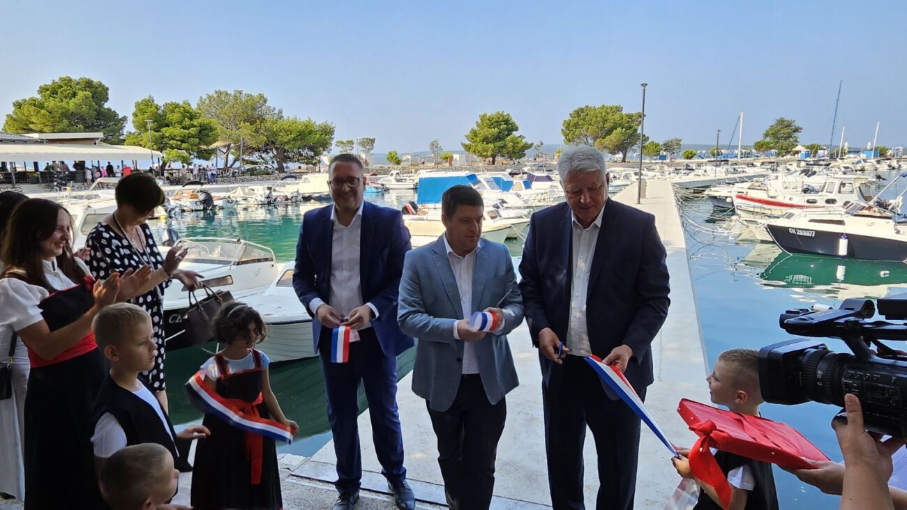 OTVORENEJ CRIKVENICA LUKA (1)