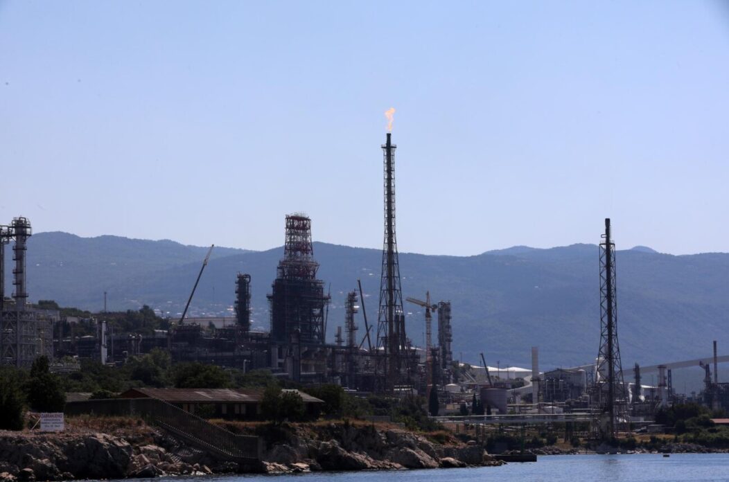 Rijeka: INA rafinerija nafte u Urinju